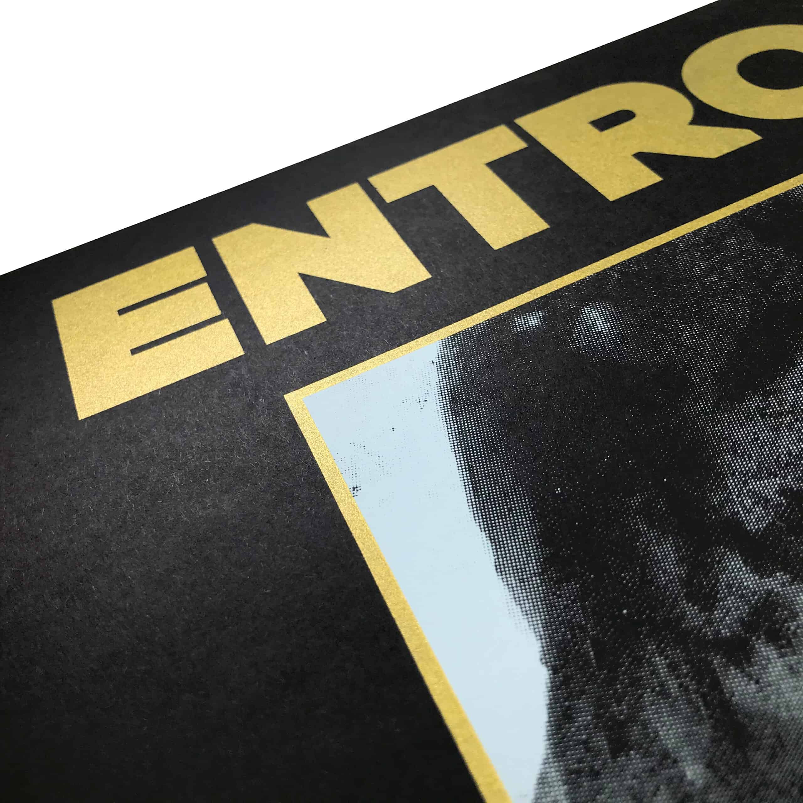 Entropy - Liminal col.LP / Silkscreen Edition (Crazysane) Entropy initially started out as a bedroom project but soon developed into a full-fledged band devoted to fusing heavier post-hardcore sounds and indie and shoegaze elements. Think Hüsker Dü meets Helmet meets Nothing meets Torche. There’s a distinct 90s vibe here, sure, but Entropy doesn’t just want to conjure up the past – their energy and drive propels them into the present and keeps their feet firmly planted in the here and now. The band features former and current members of The Now-Denial, Night Slug, Hillside and EA80.